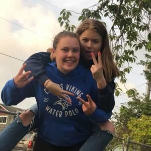 Meet your Posher, Hailey